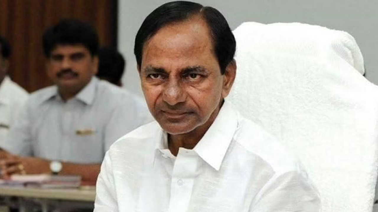 గద్వాల ఘటనపై కేసీఆర్ దిగ్భ్రాంతి.. రూ.5లక్షల చొప్పున పరిహారం